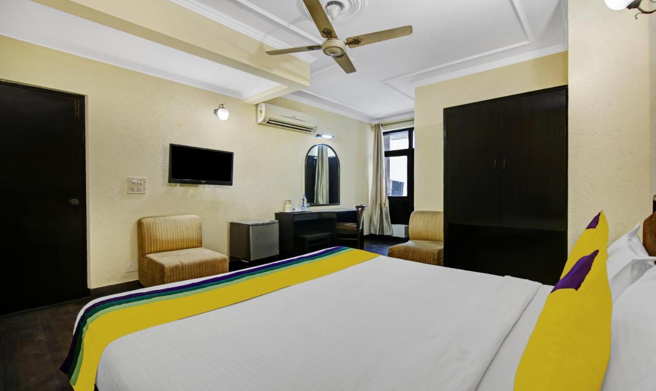 Itsy Hotels Arien International New Delhi Exteriör bild